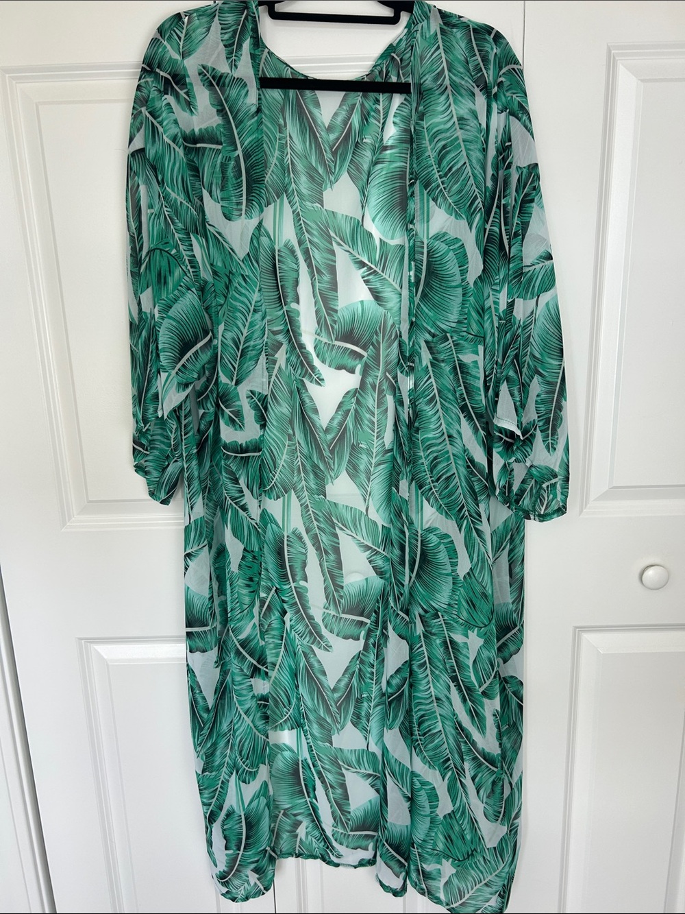 Green Leaf-Print Sheer Kimono